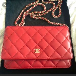 Chanel RED Wallet on Chain used one time only